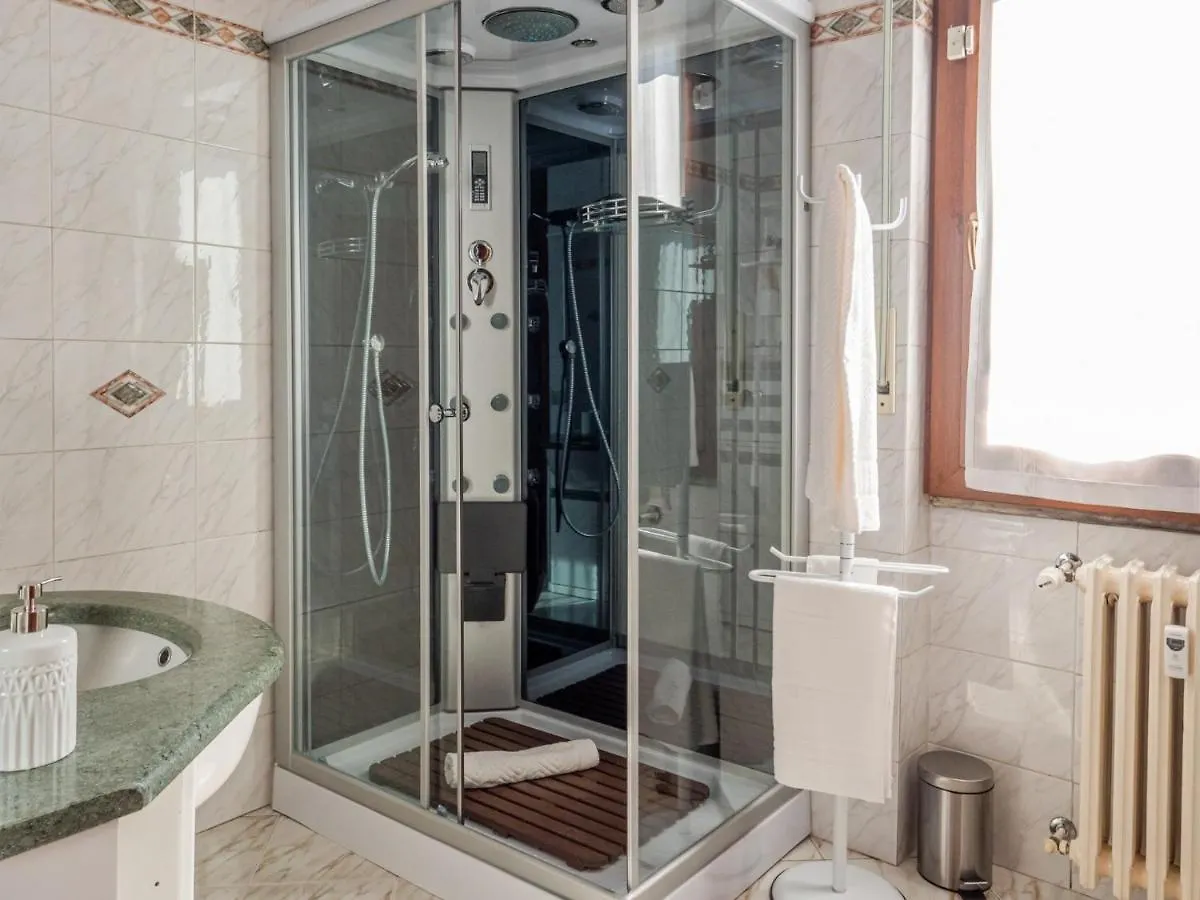 The Best Rent - Large And Bright Two-Bedrooms Apartment With Balcony Milan 0*,